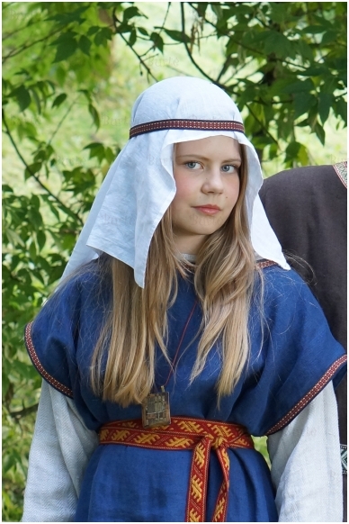 Baltų kostiumai 2 Baltų kostiumai 2