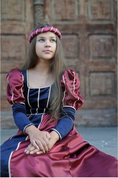 Istorinė fotosesija dviems 1 Istorinė fotosesija dviems 1