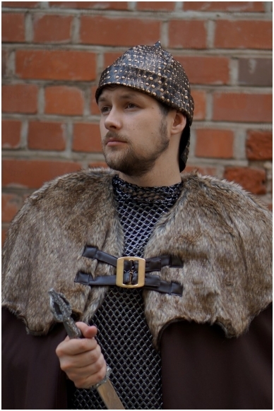 Kunigaikščio kostiumas 3 Kunigaikščio kostiumas 3
