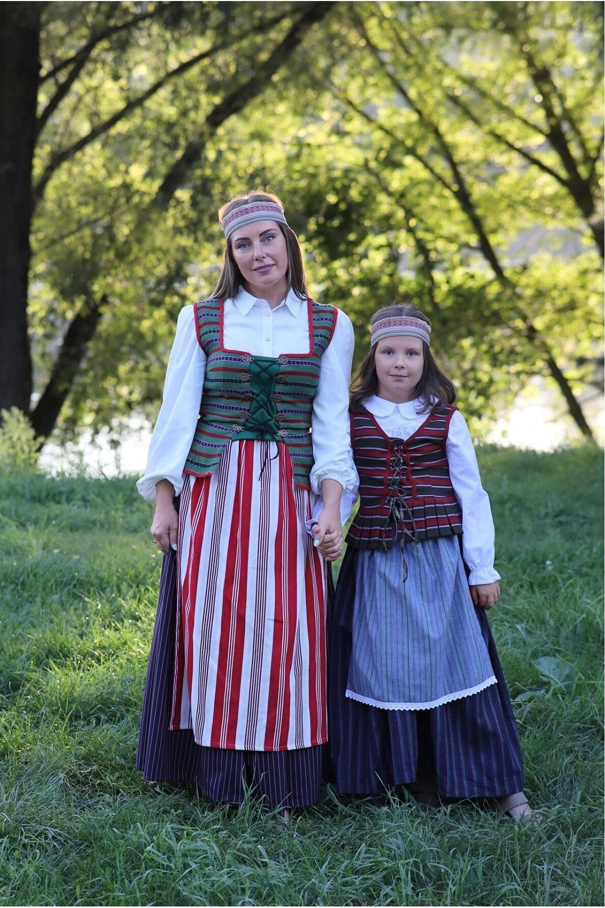 Lietuvaitės kostiumas 1 Lietuvaitės kostiumas 1