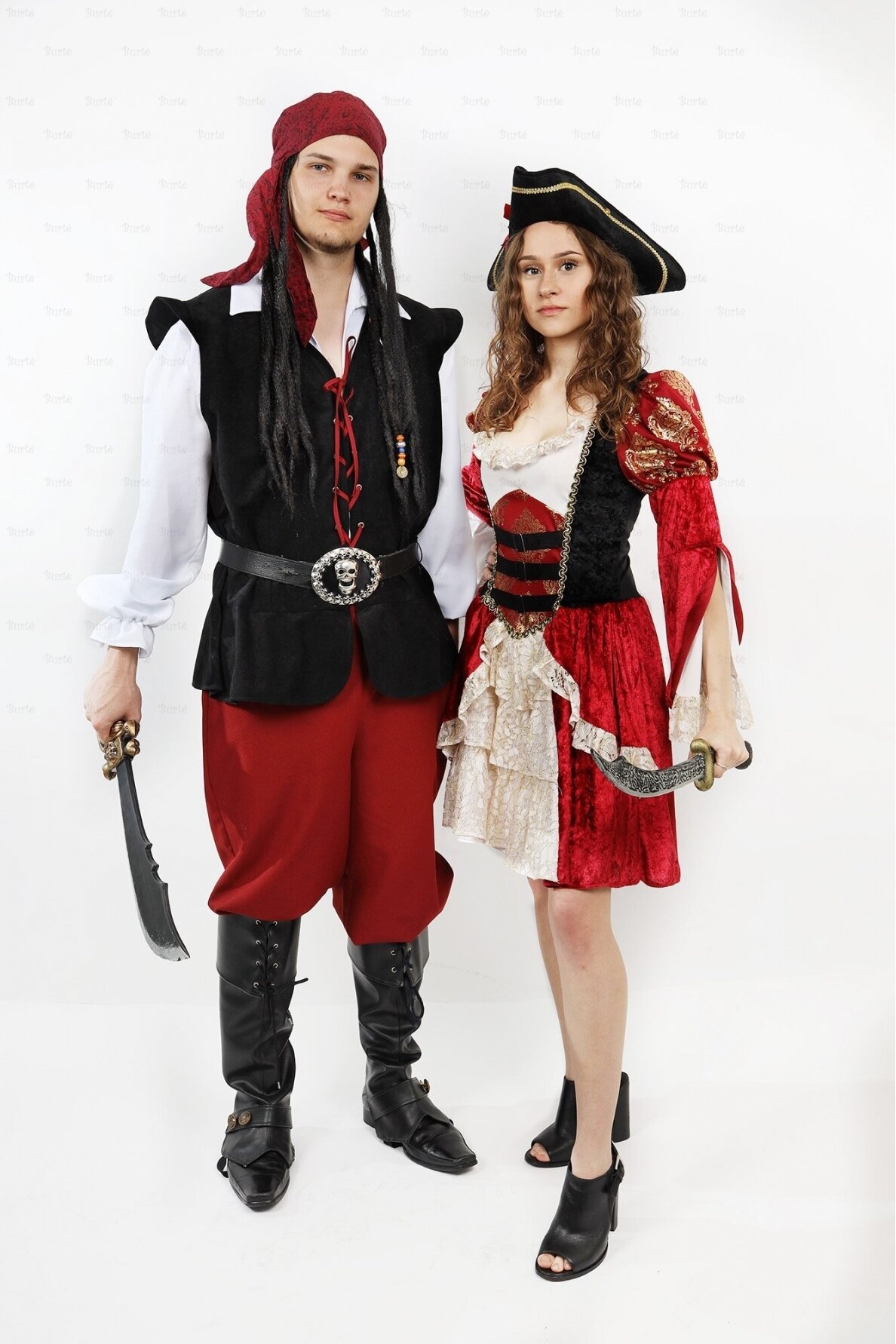 Piratų kostiumai Piratų kostiumai