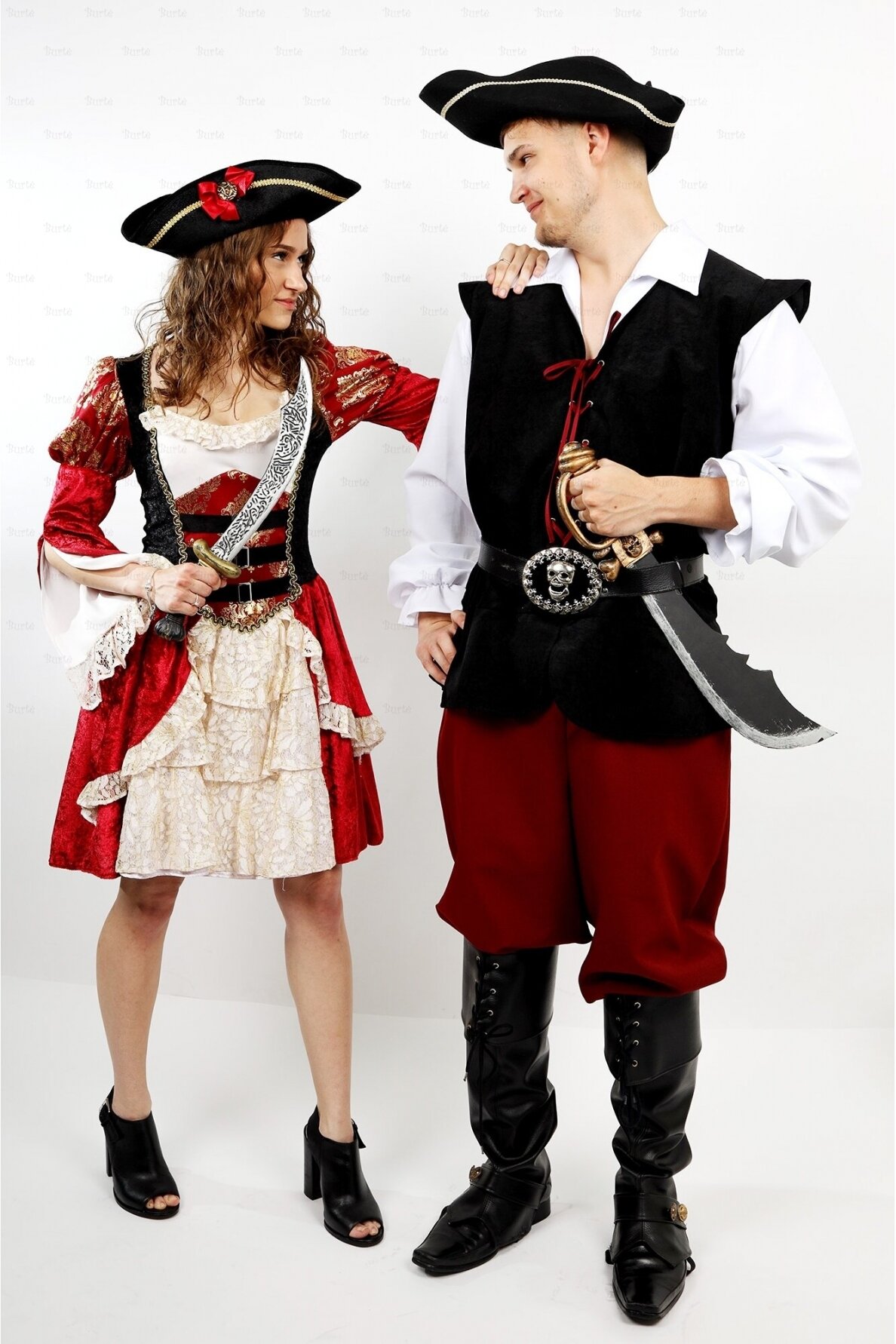 Piratų kostiumai 1 Piratų kostiumai 1