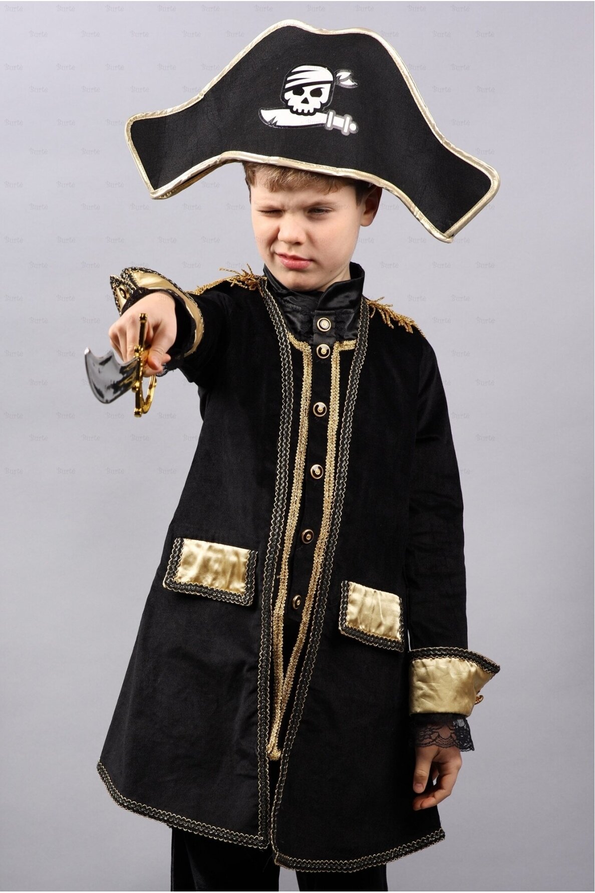 Piratų kapitono kostiumas 2 Piratų kapitono kostiumas 2