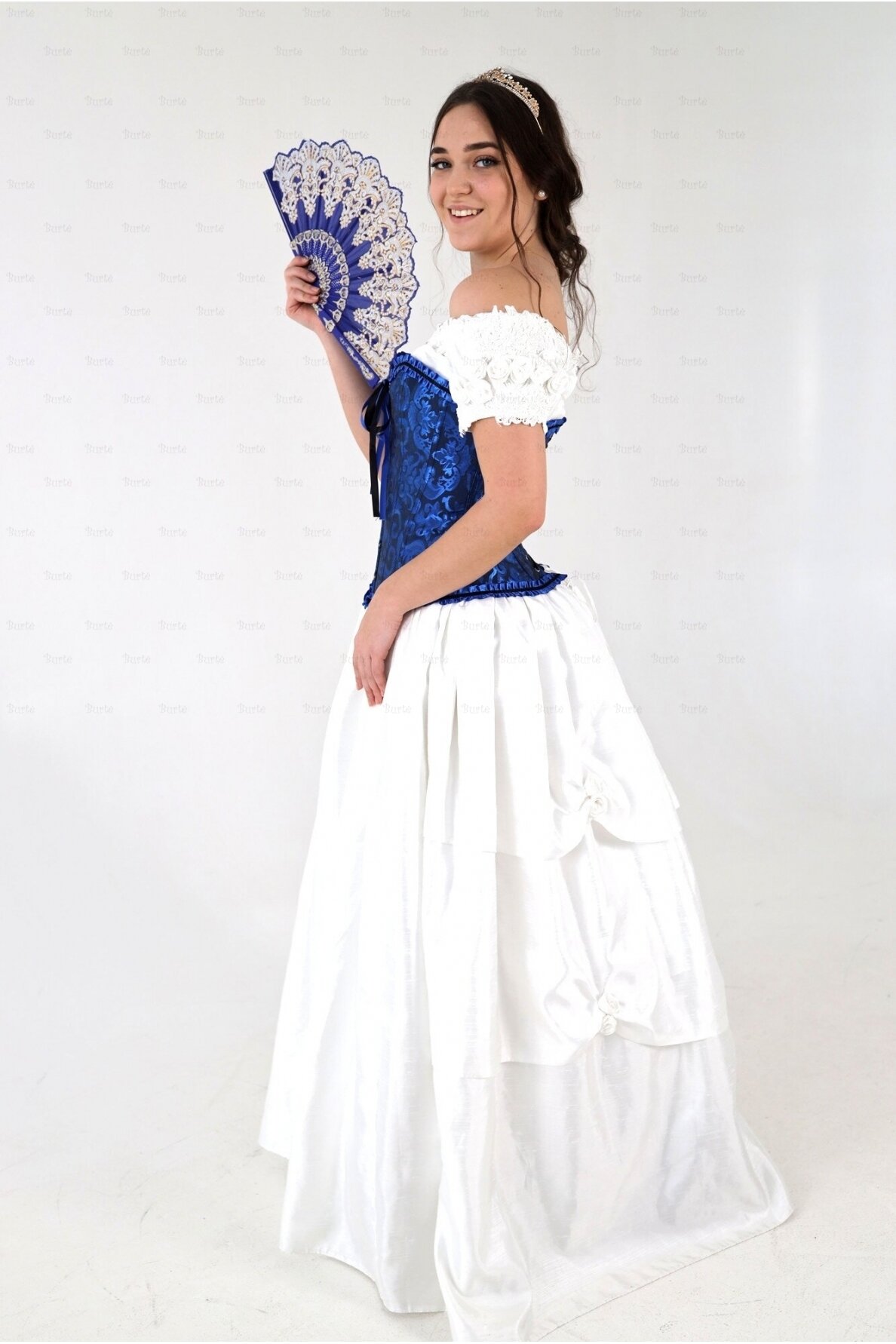 Senovinė suknelė 1 Senovinė suknelė 1
