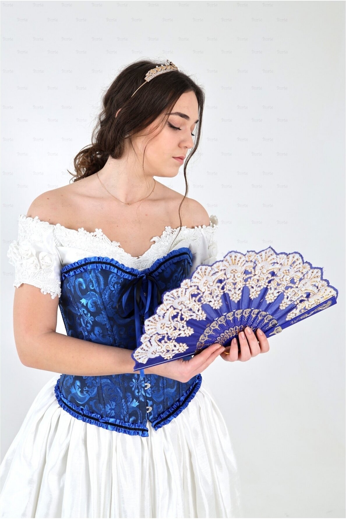 Senovinė suknelė 4 Senovinė suknelė 4