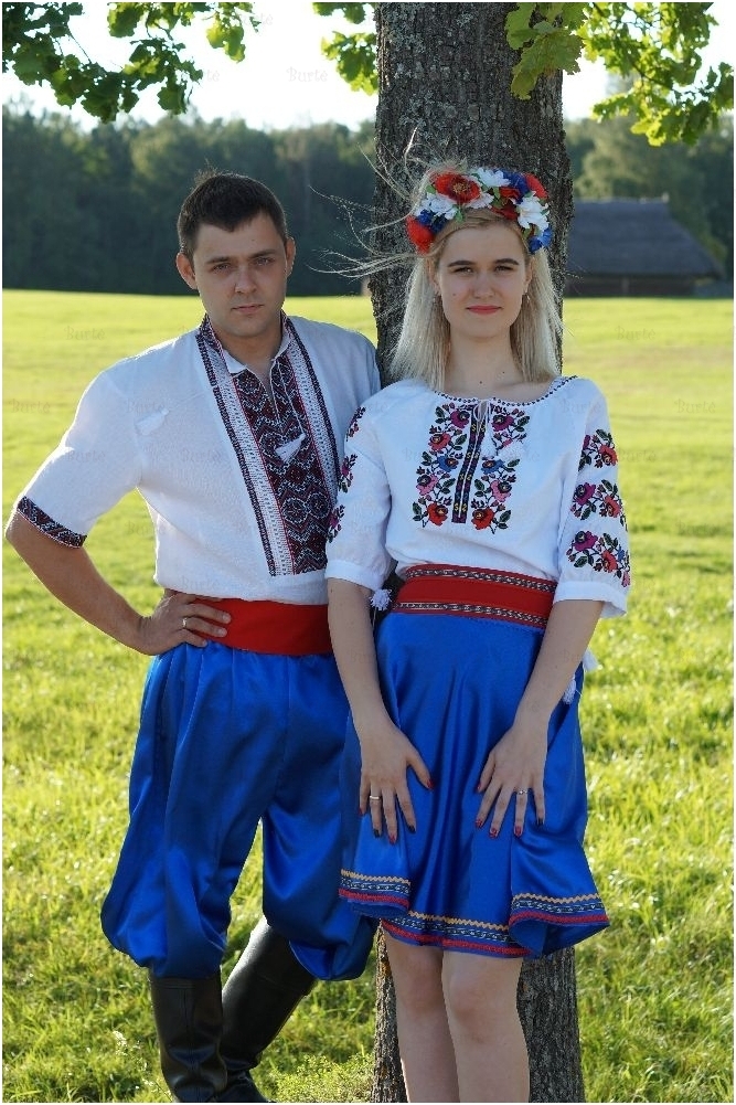 Ukrainiečių kostiumai 1 Ukrainiečių kostiumai 1